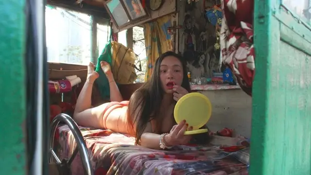 Phim 18+ Hồng Kông Three Husbands 2018 Ba Người Chồng Vietsub gái mại dâm cực cuốn